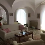 Augusta Ischia