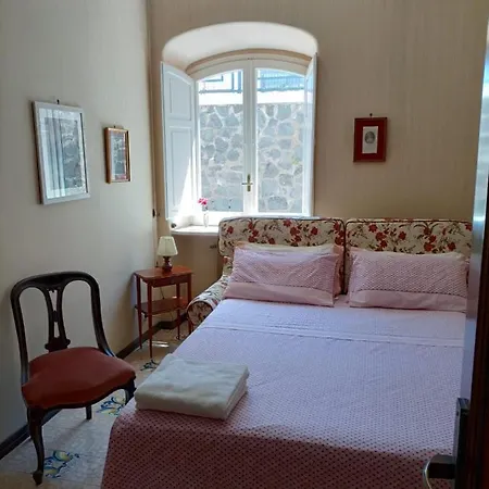 فندق مبيت وإفطار Augusta ايسكيا