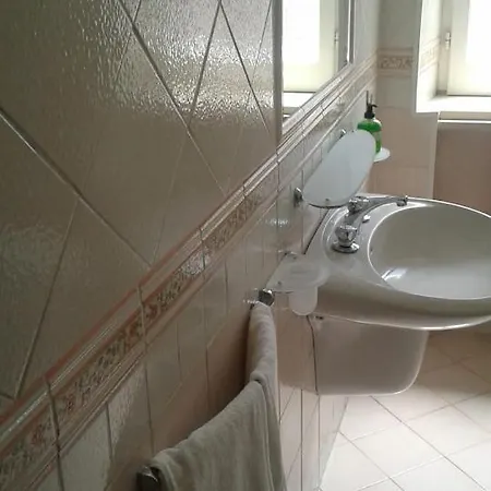 Augusta Nocleg ze śniadaniem Ischia